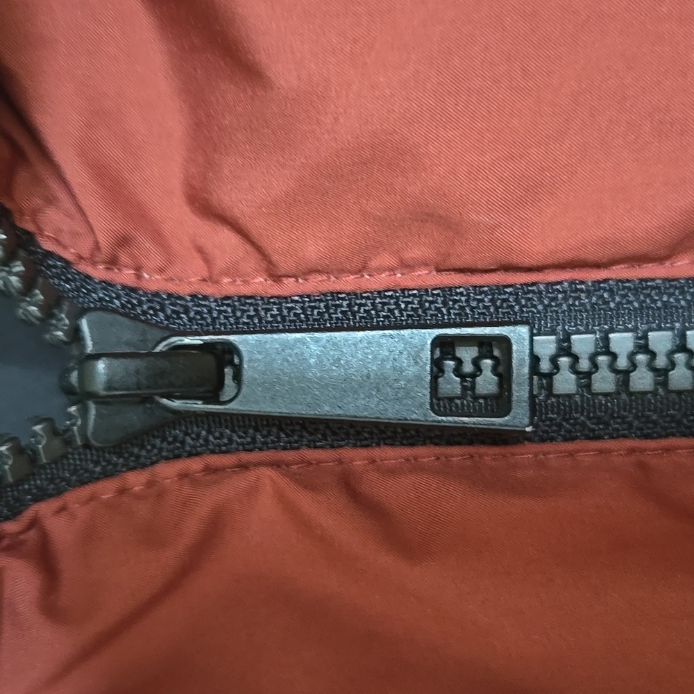 Women's Rust Puffer Jacket - Picture 5 of 8